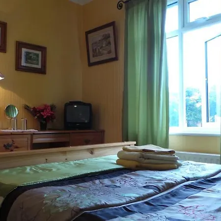 Inishmore House
