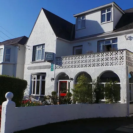 Inishmore House 3*